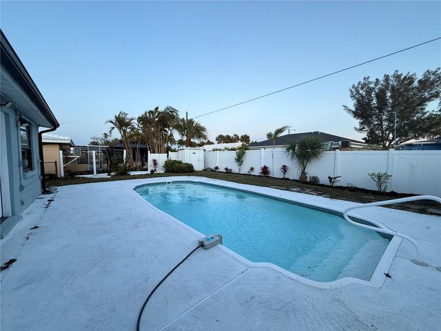 490 82ND AVENUE, St Pete Beach, FL 33706