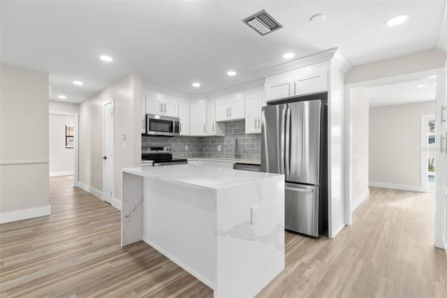 490 82ND AVENUE, St Pete Beach, FL 33706