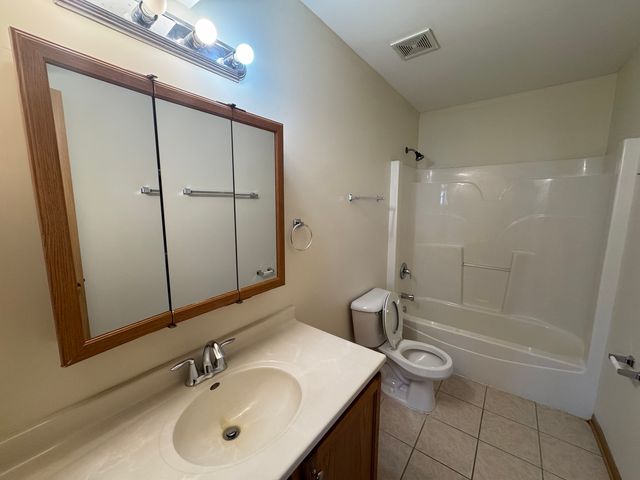 5320 Orchard Trail, Monee, IL 60449