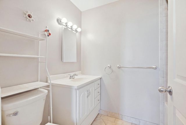 15 Ocean 206, Winthrop, MA 02152