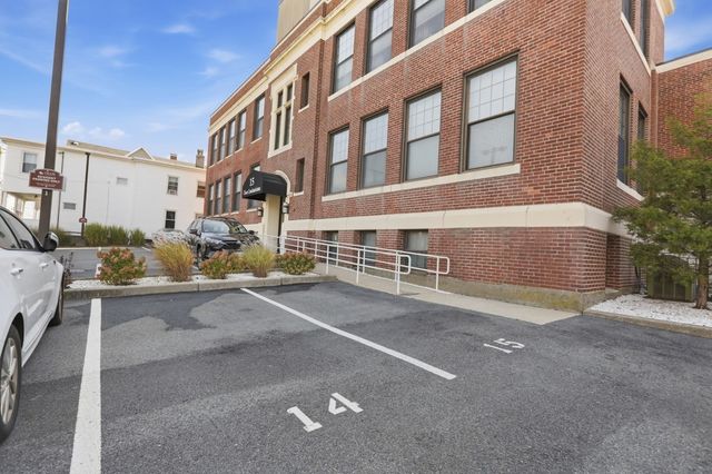 15 Ocean 206, Winthrop, MA 02152