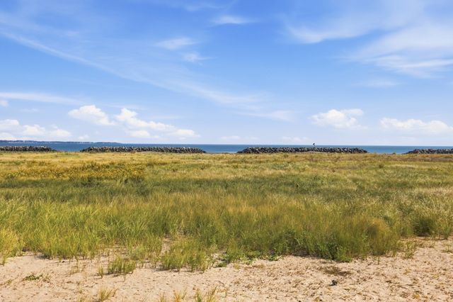 15 Ocean 206, Winthrop, MA 02152