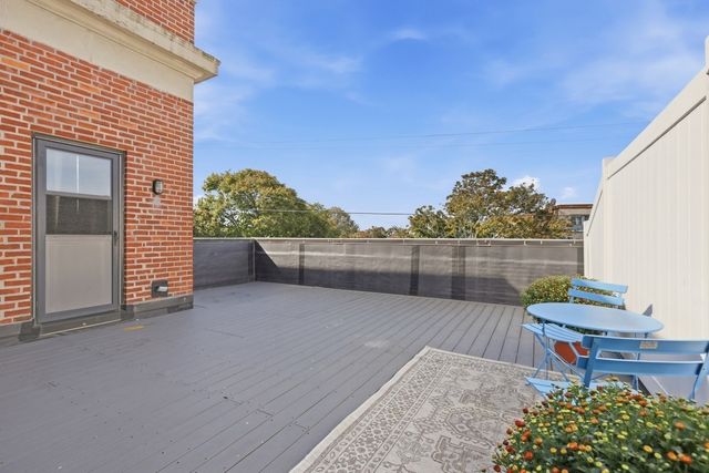 15 Ocean 206, Winthrop, MA 02152