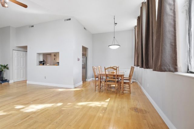 15 Ocean 206, Winthrop, MA 02152