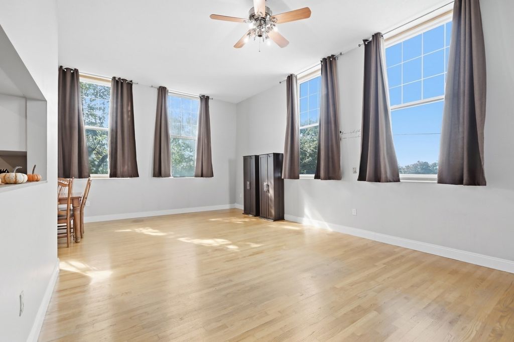15 Ocean 206, Winthrop, MA 02152