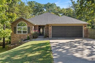 16 Balsham Lane, Bella Vista, AR 72714