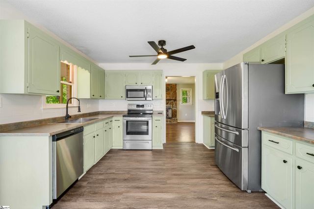 130 Daniel Drive, Anderson, SC 29626