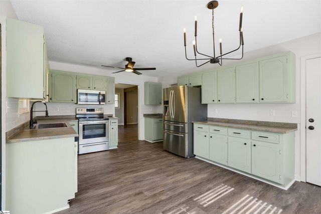 130 Daniel Drive, Anderson, SC 29626
