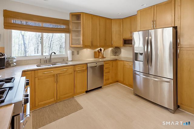 7 Mitchel Terrace, Essex, CT 06442