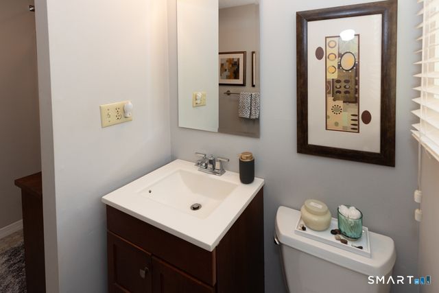 7 Mitchel Terrace, Essex, CT 06442