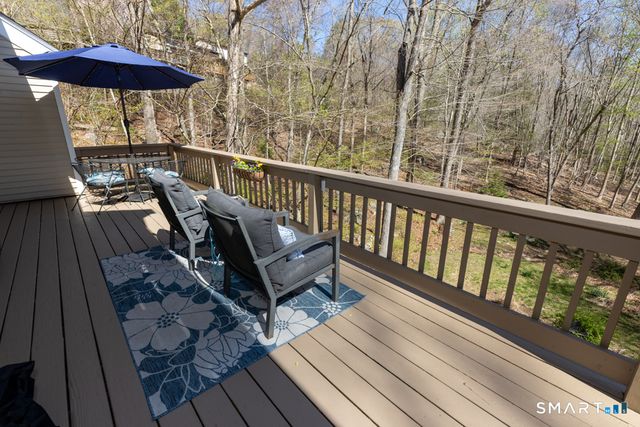 7 Mitchel Terrace, Essex, CT 06442