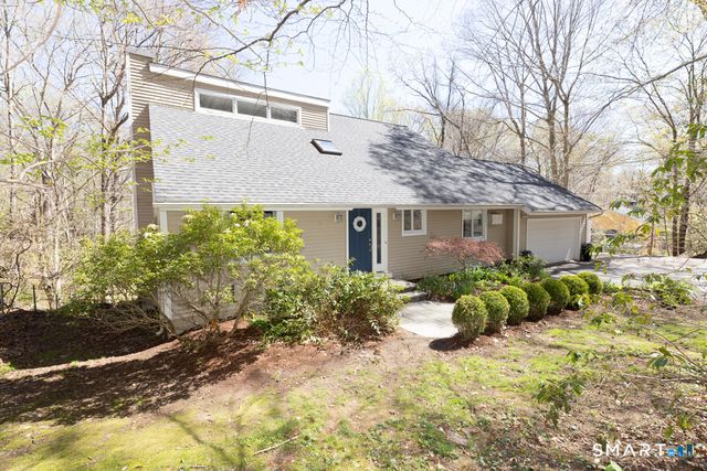 7 Mitchel Terrace, Essex, CT 06442