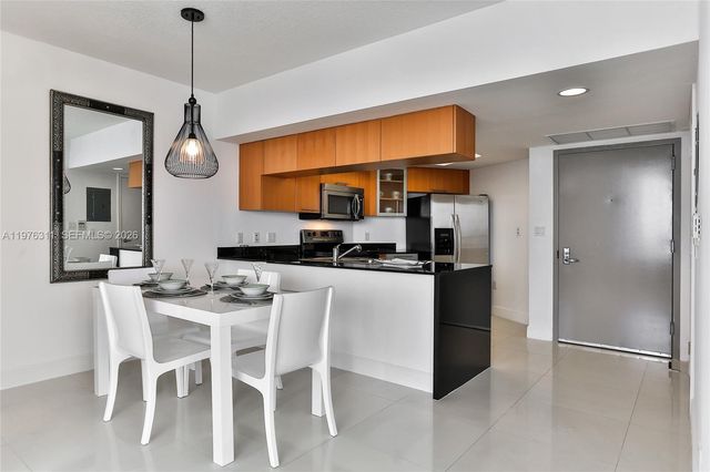 1750 N Bayshore Dr 5002, Miami, FL 33132