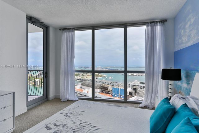 1750 N Bayshore Dr 5002, Miami, FL 33132