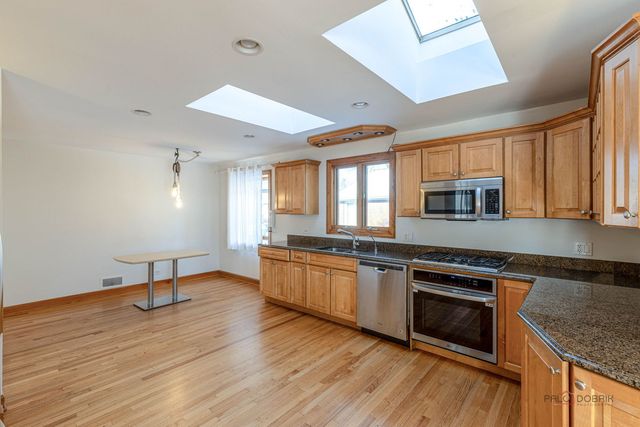 9213 Mason Avenue, Morton Grove, IL 60053