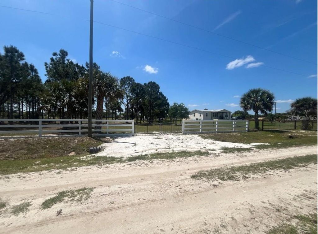 Image 1 of property listing at 19788 NW 284TH STREET, Okeechobee, FL 34972