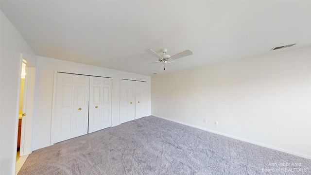 2795 S Knightsbridge Circle, Ann Arbor, MI 48105