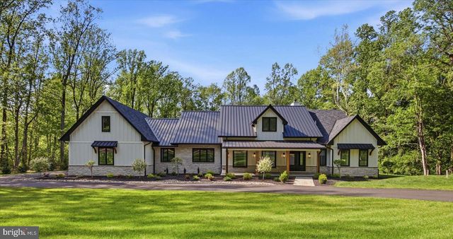 18 BEATTY LN, Malvern, PA 19355