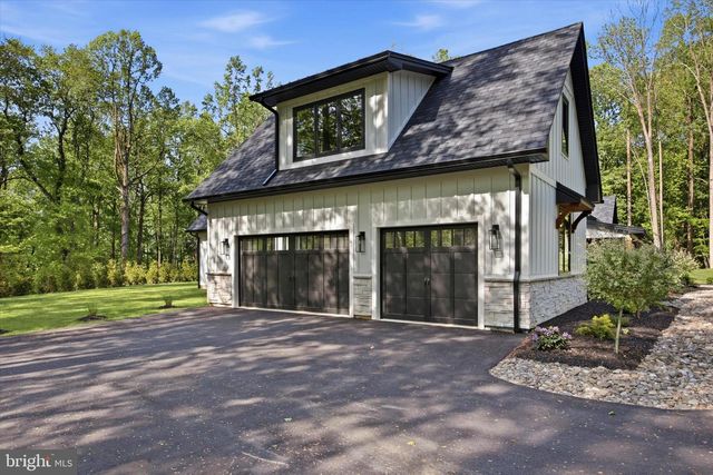 18 BEATTY LN, Malvern, PA 19355