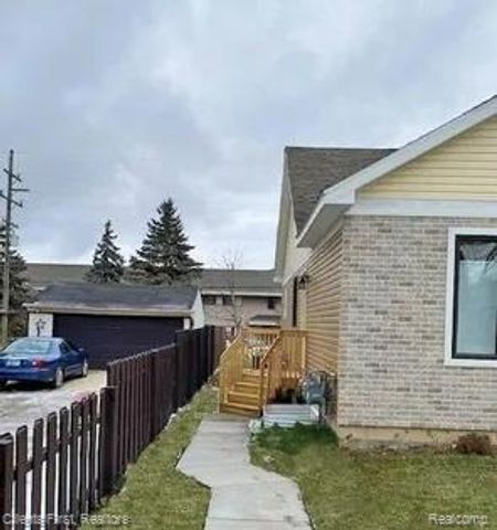 3121 Cherry Tree Lane, Ann Arbor, MI 48108