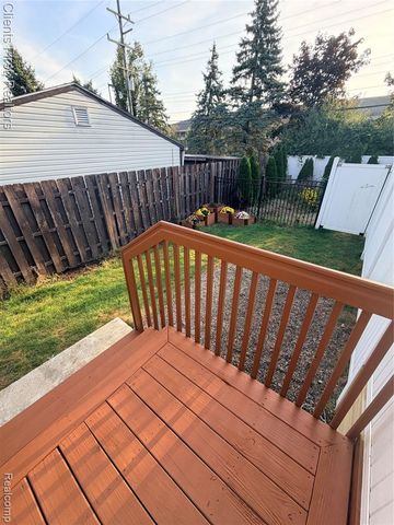3121 Cherry Tree Lane, Ann Arbor, MI 48108