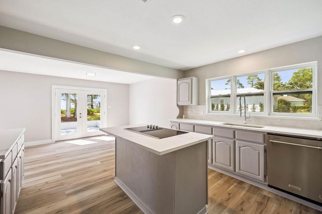 2208 Bay Grove Road, Freeport, FL 32439