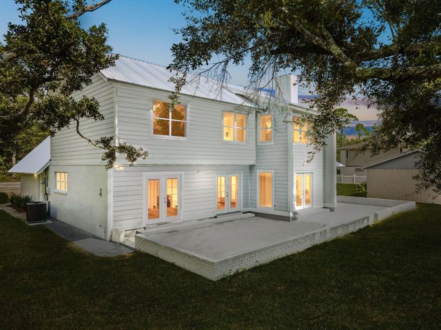 2208 Bay Grove Road, Freeport, FL 32439