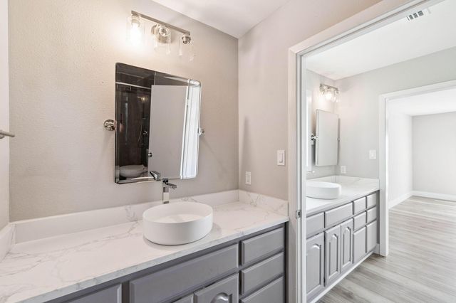 2208 Bay Grove Road, Freeport, FL 32439