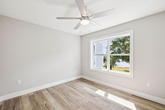 2208 Bay Grove Road, Freeport, FL 32439