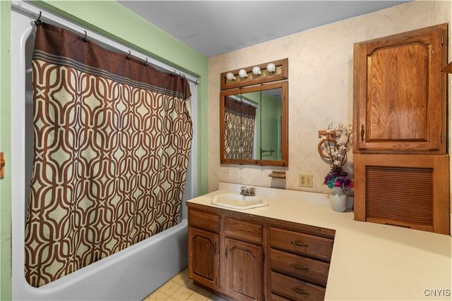 6317 State Route 233, Westmoreland, NY 13440