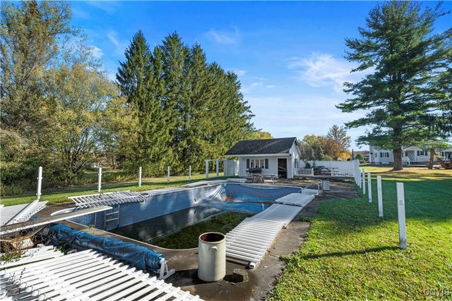 6317 State Route 233, Westmoreland, NY 13440