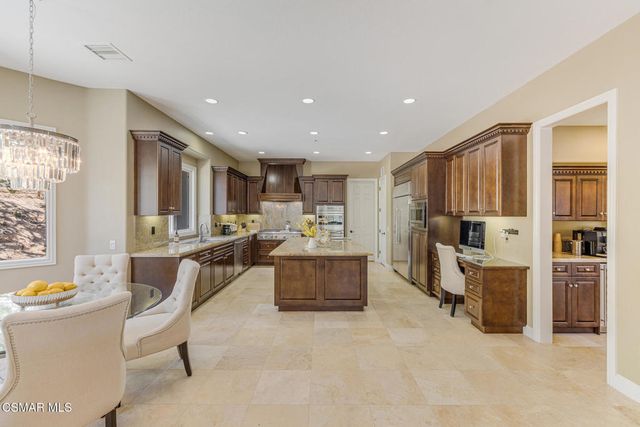 12376 Palmer Drive, Moorpark, CA 93021