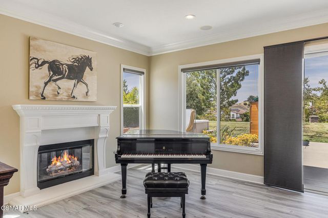 12376 Palmer Drive, Moorpark, CA 93021