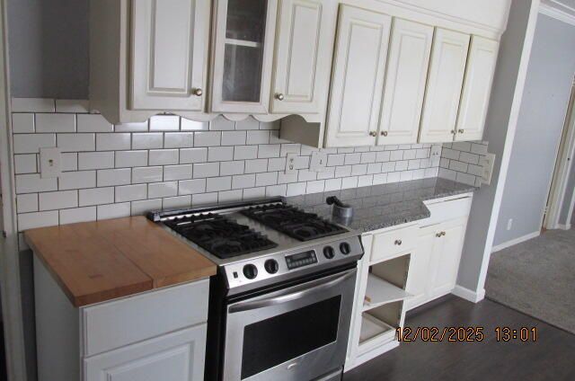 2589 Lake Michigan Drive, Grand Rapids, MI 49504