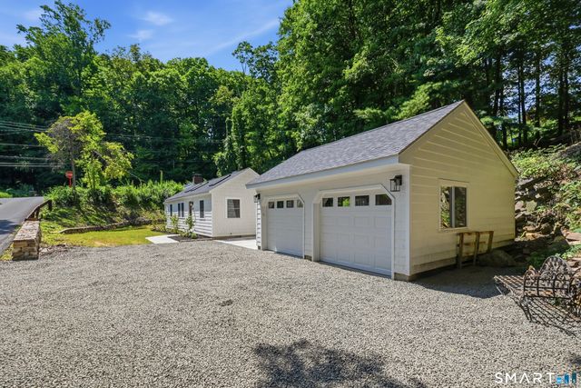 224 Ramapoo Road, Ridgefield, CT 06877