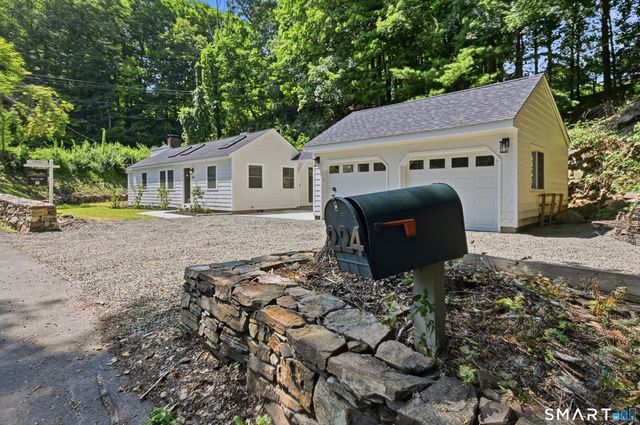 224 Ramapoo Road, Ridgefield, CT 06877
