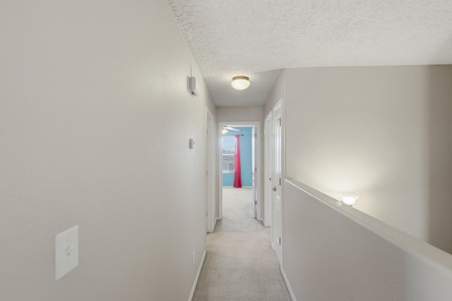 641 Creekside Avenue SW, Los Lunas, NM 87031