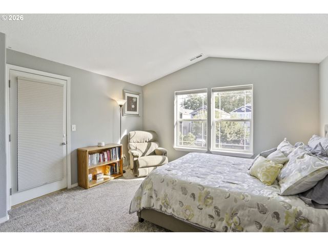 2463 25TH Ave, Forest Grove, OR 97116