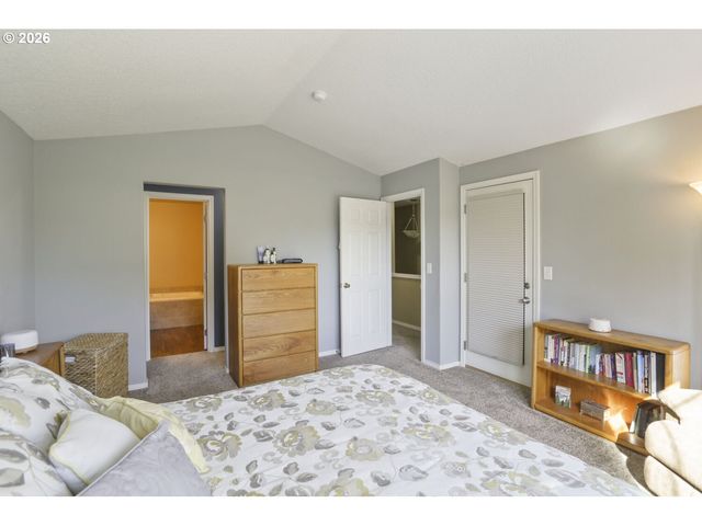 2463 25TH Ave, Forest Grove, OR 97116