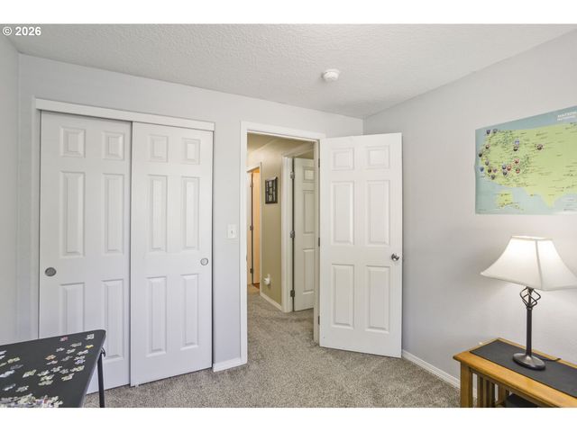 2463 25TH Ave, Forest Grove, OR 97116