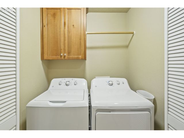 2463 25TH Ave, Forest Grove, OR 97116