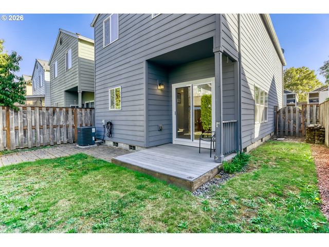 2463 25TH Ave, Forest Grove, OR 97116