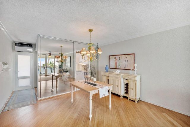 500 SE 21st Avenue, Deerfield Beach, FL 33441