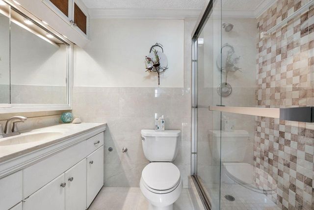 500 SE 21st Avenue, Deerfield Beach, FL 33441