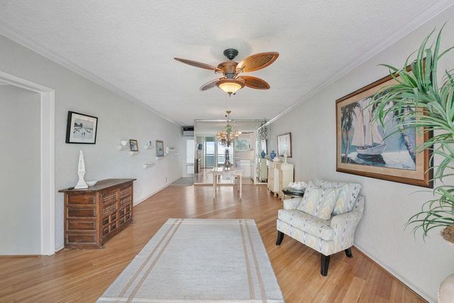 500 SE 21st Avenue, Deerfield Beach, FL 33441