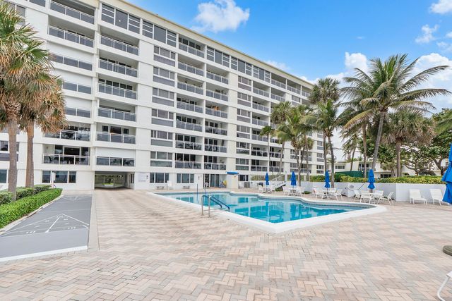 500 SE 21st Avenue, Deerfield Beach, FL 33441