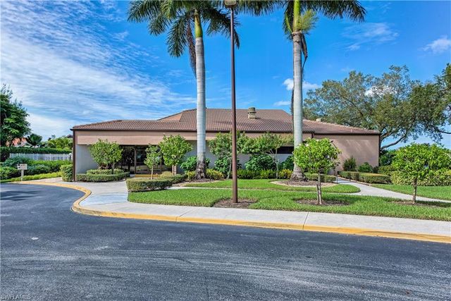 6721 Sloane PL, Naples, FL 34104