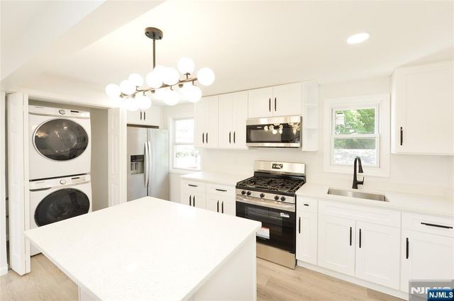 19-21 11th Street 2, Fair Lawn, NJ 07410