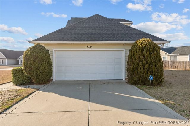 1945 CAVINESS Street, Fayetteville, NC 28314