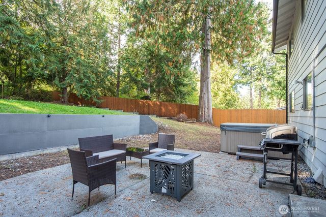 2730 Iroquois Drive, Mount Vernon, WA 98273
